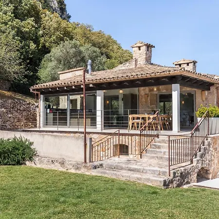 Es Costes Pollenca