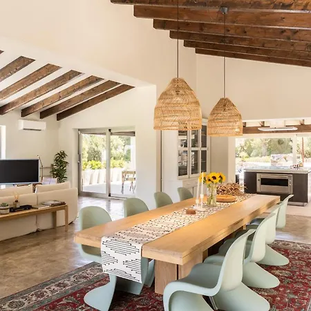 Es Costes Villa *